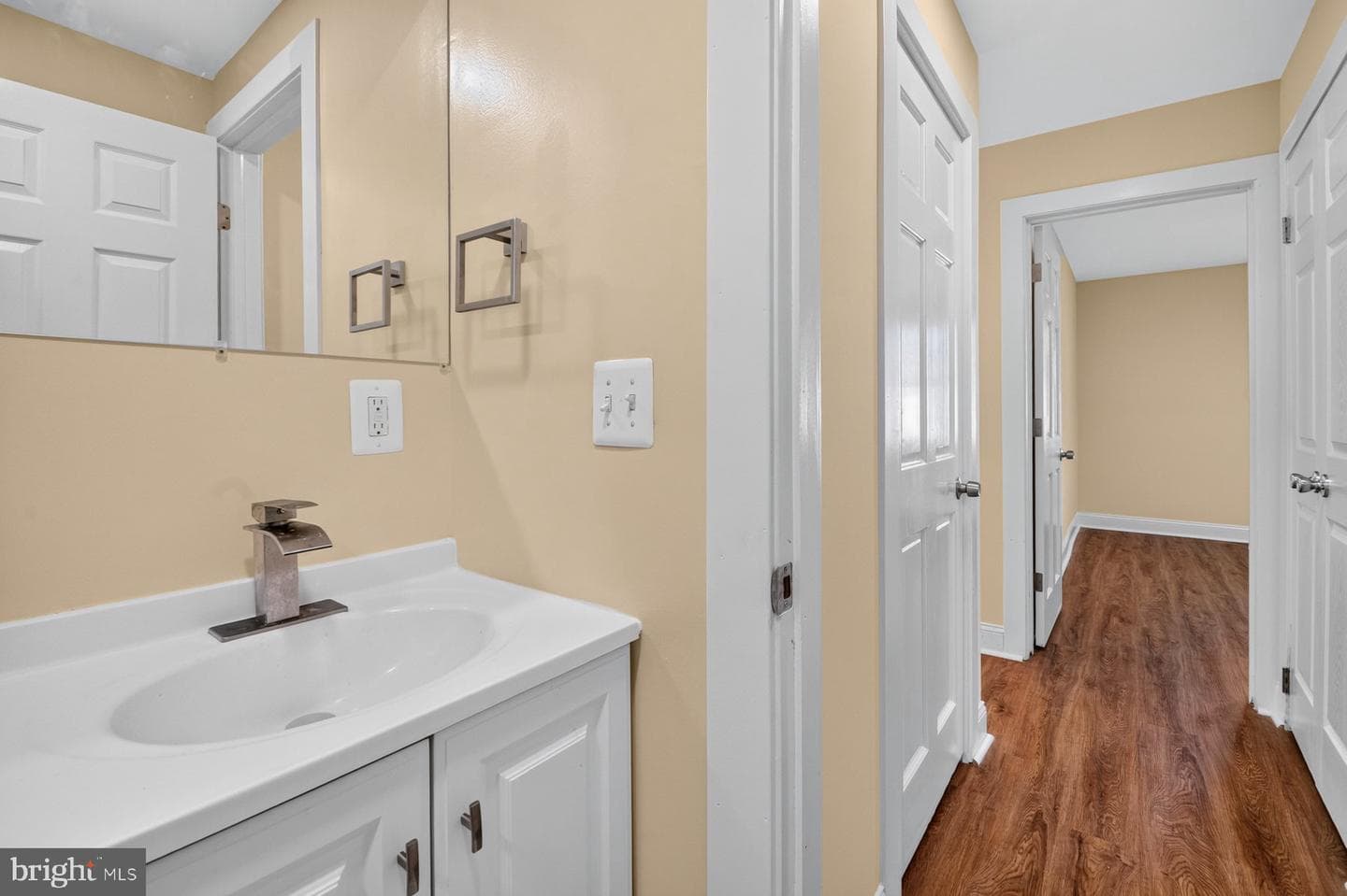 3439 Court Way photo 12