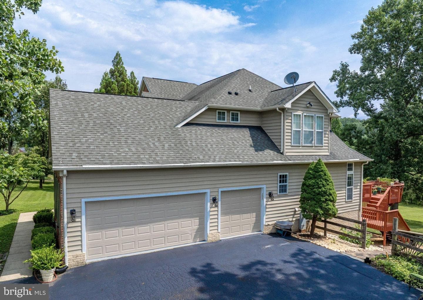 13215 Falls Road photo 5