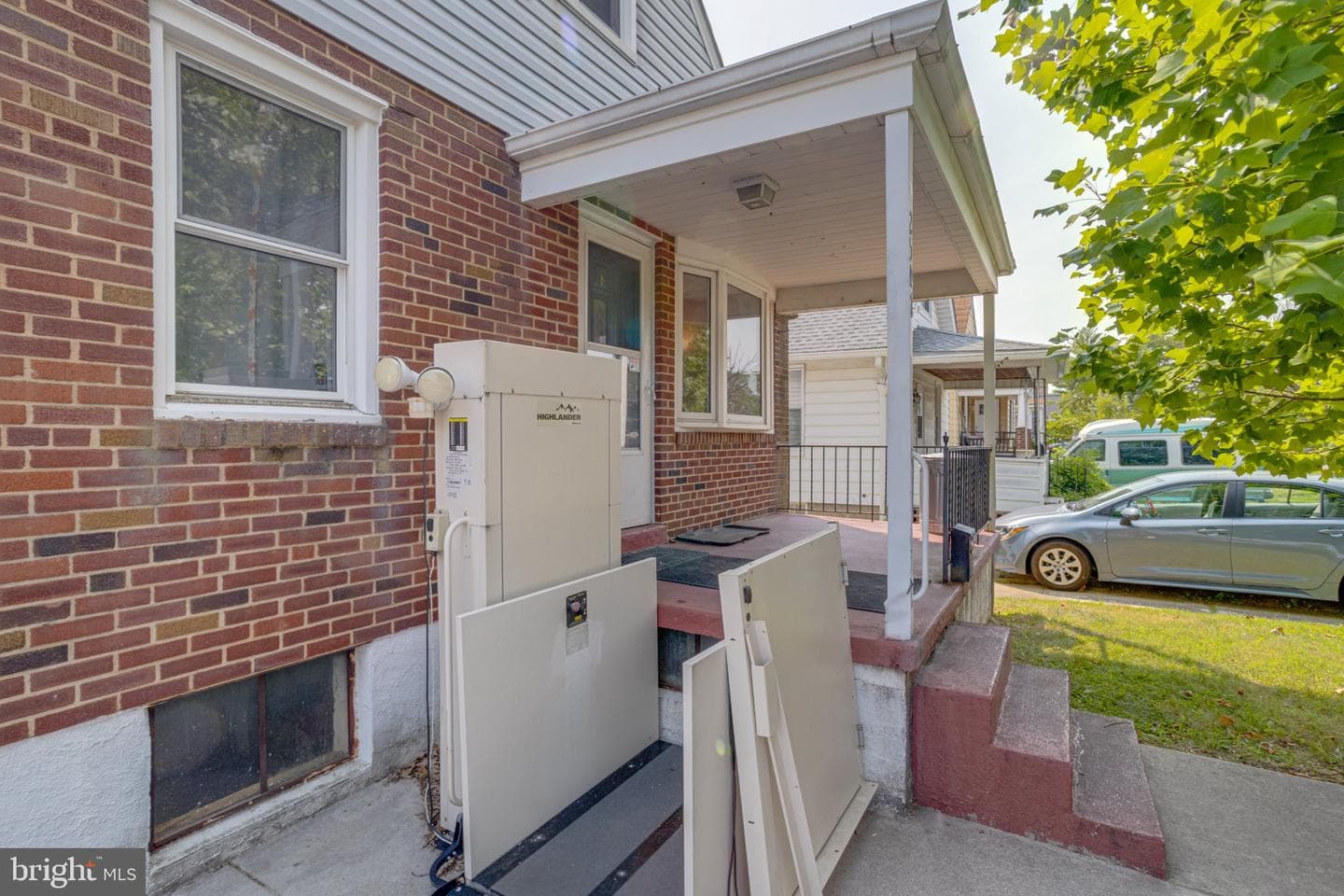 2507 Taylor Avenue photo 4