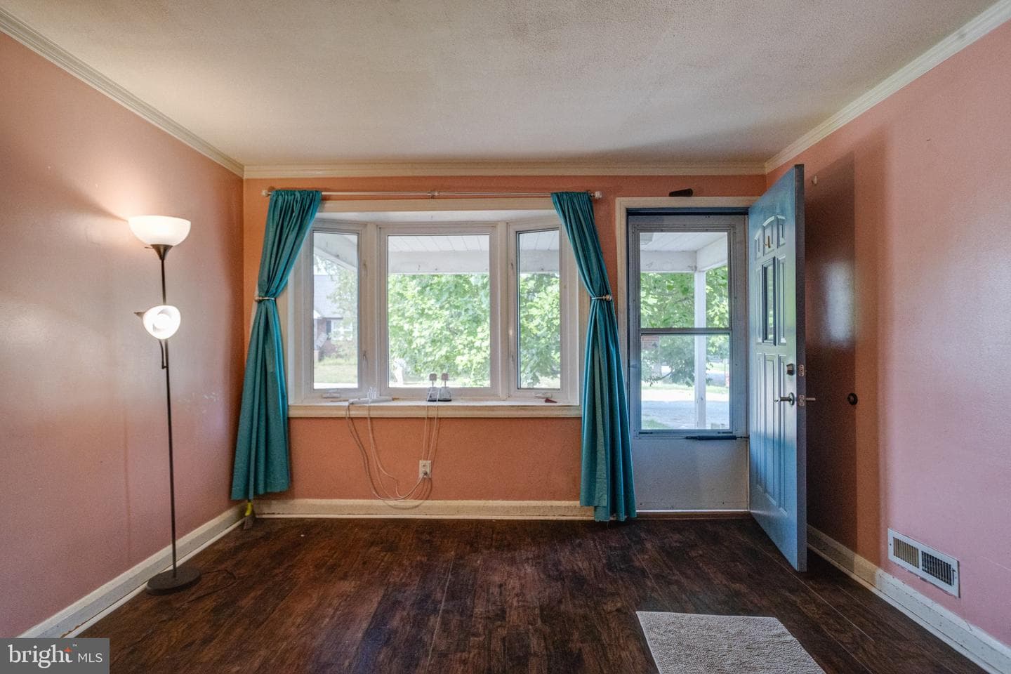 2507 Taylor Avenue photo 9