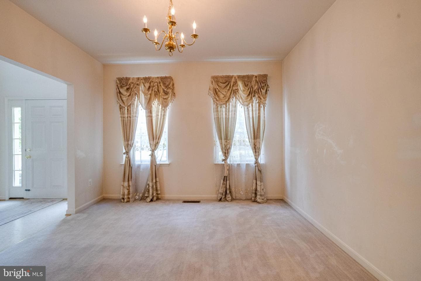 221 Seamaster Road photo 12