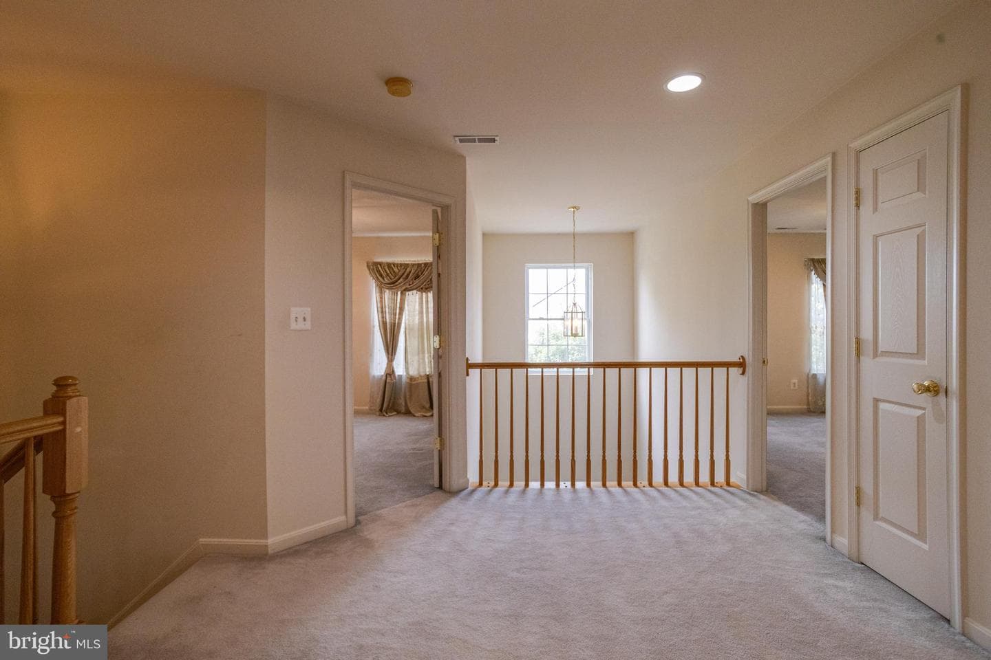 221 Seamaster Road photo 33