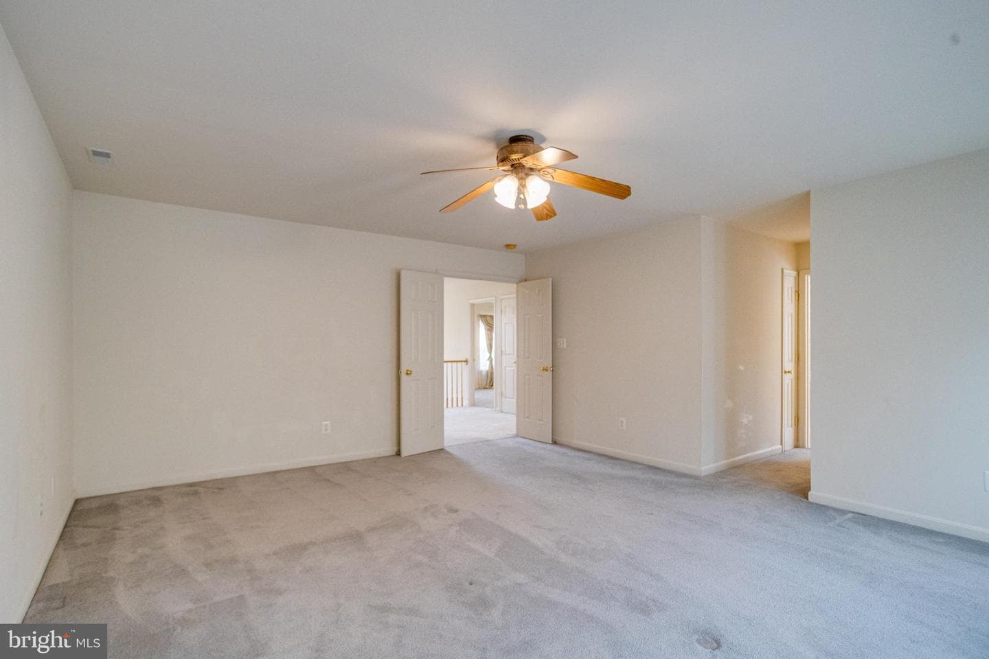221 Seamaster Road photo 37