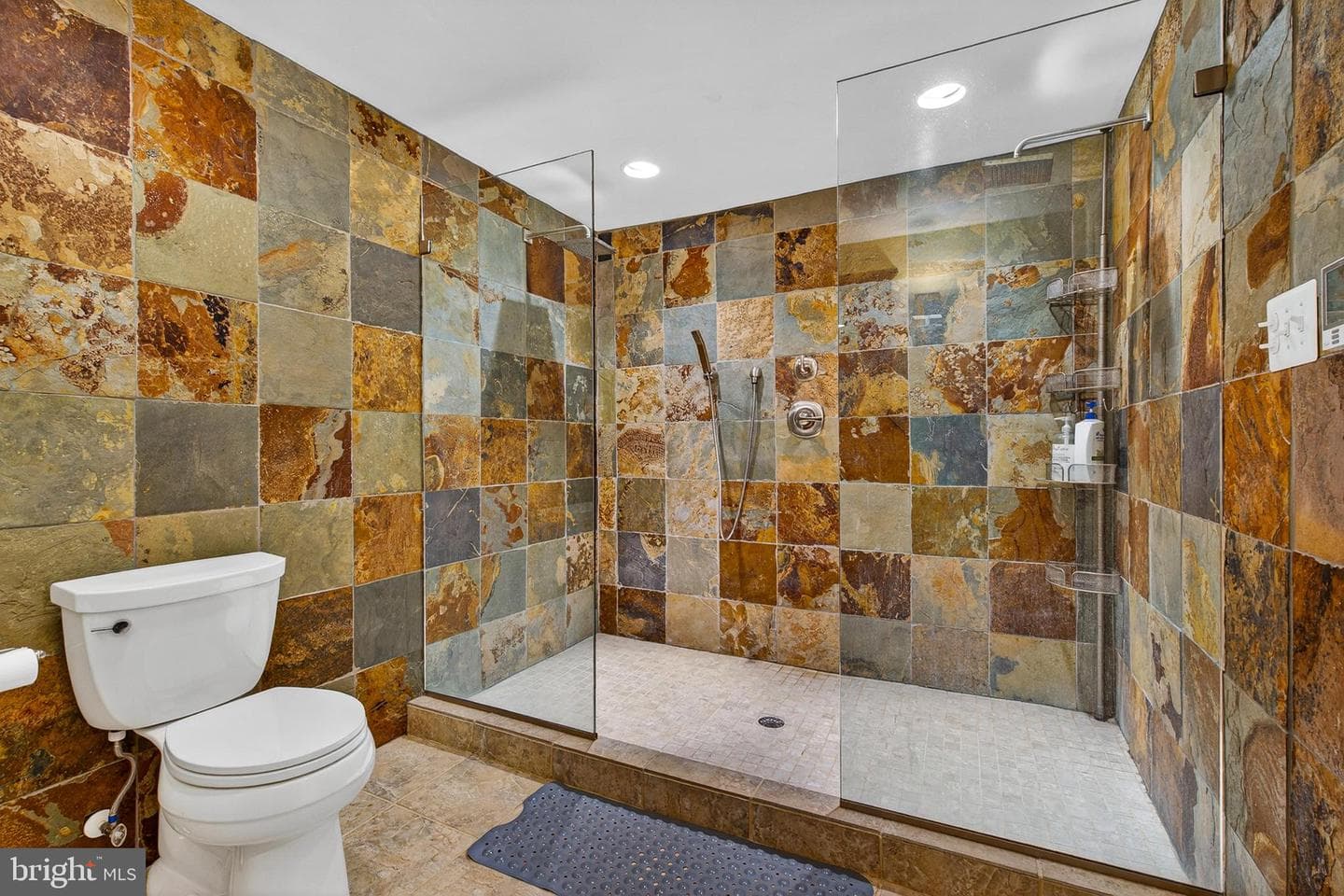 5076 Springhouse Circle photo 33