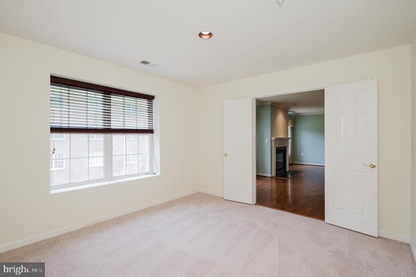 620 Straffan Drive #302 photo 17