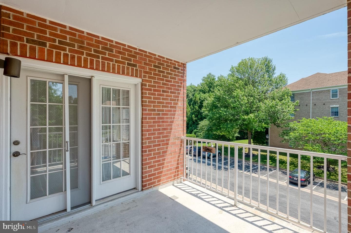 620 Straffan Drive #302 photo 33