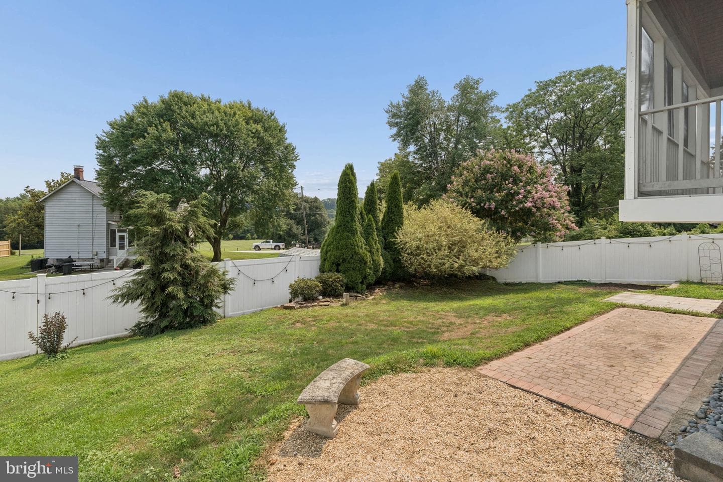 1429 Bellona Avenue photo 57