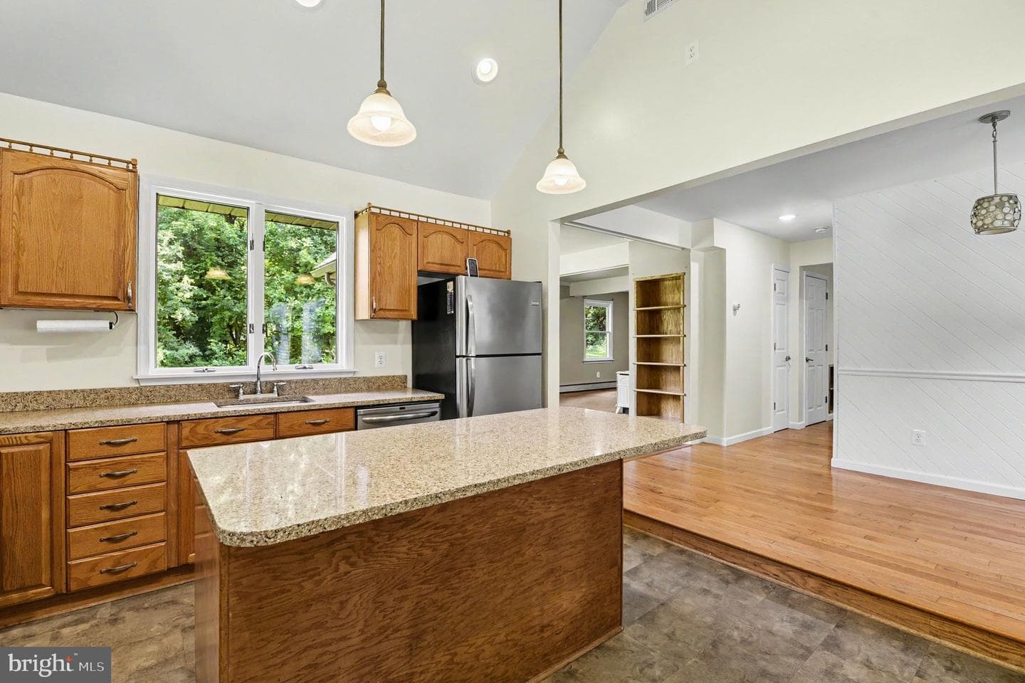 7627 Chapman Road photo 5