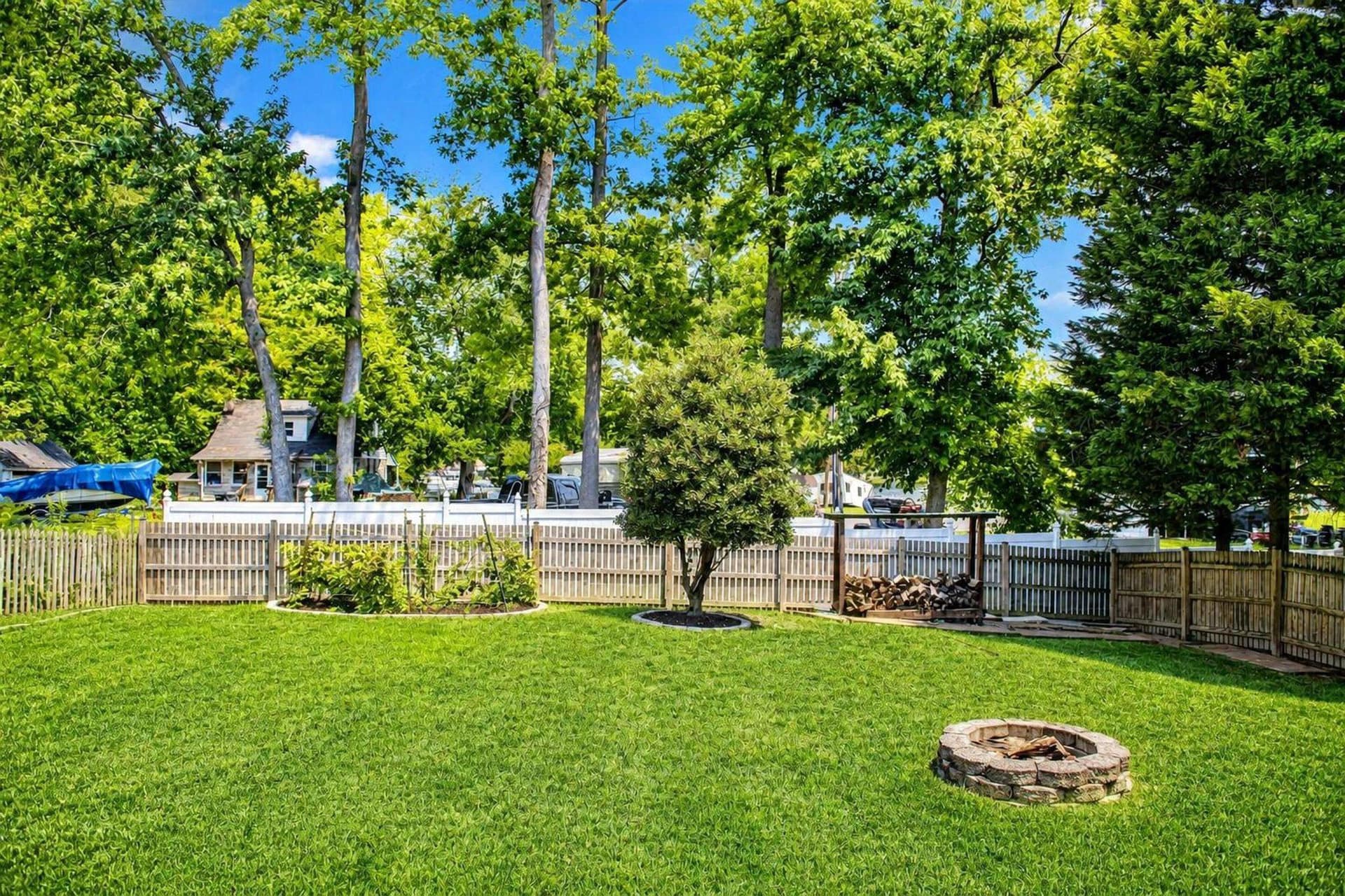 16 Woody Road photo 46