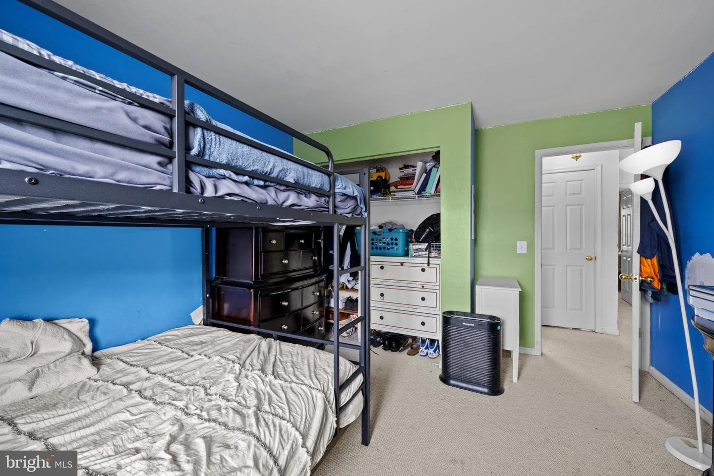 9523 Georgian Way photo 31