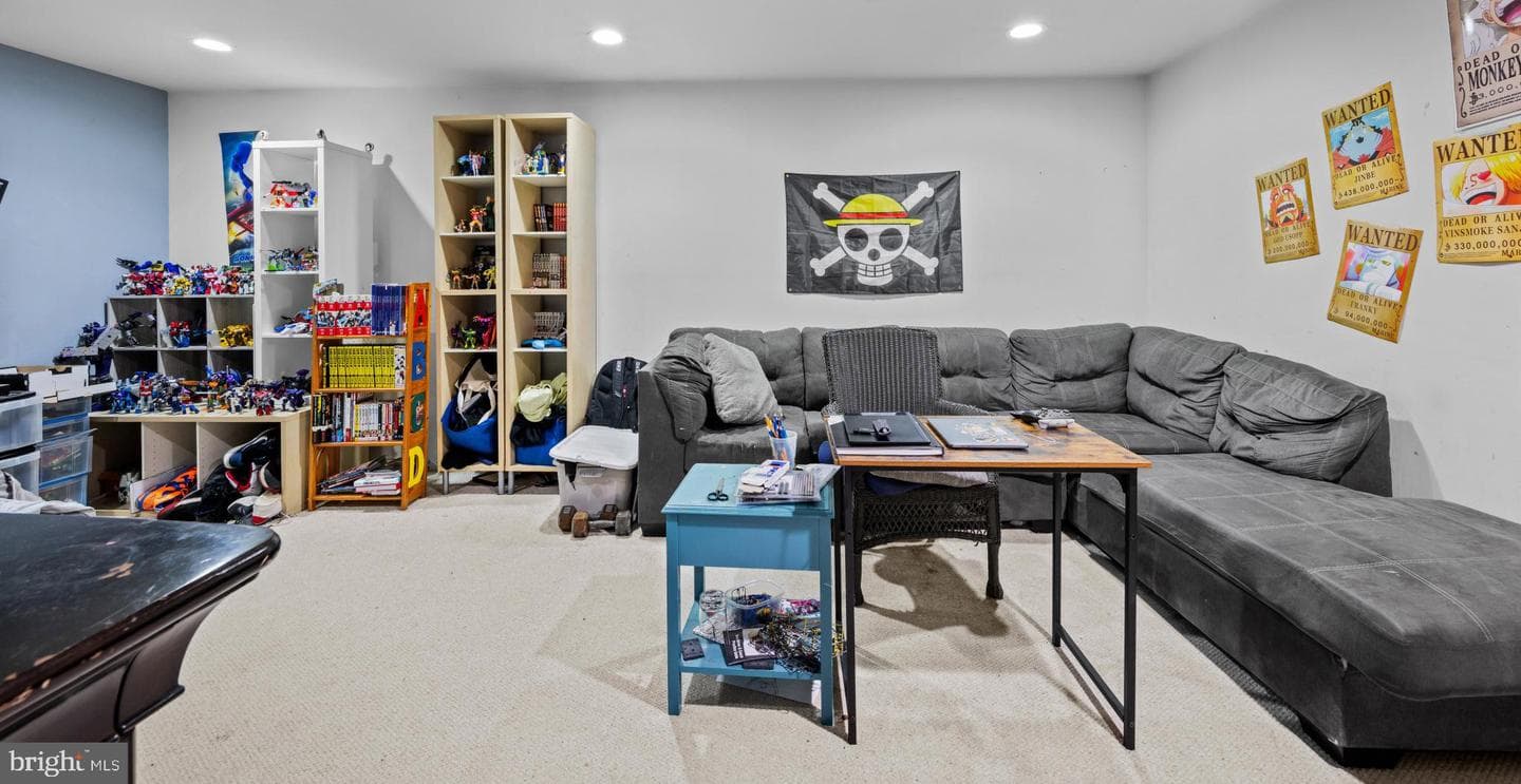 9523 Georgian Way photo 34