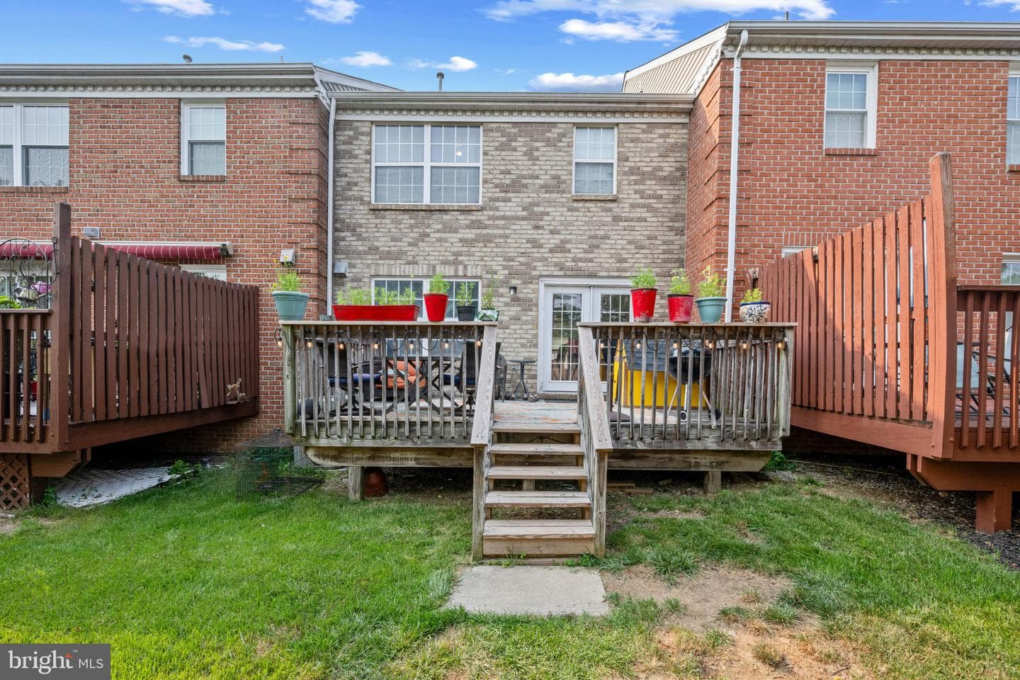 9523 Georgian Way photo 40