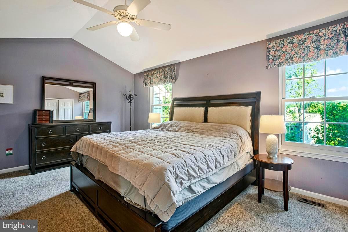 8006 Green Valley Lane photo 20