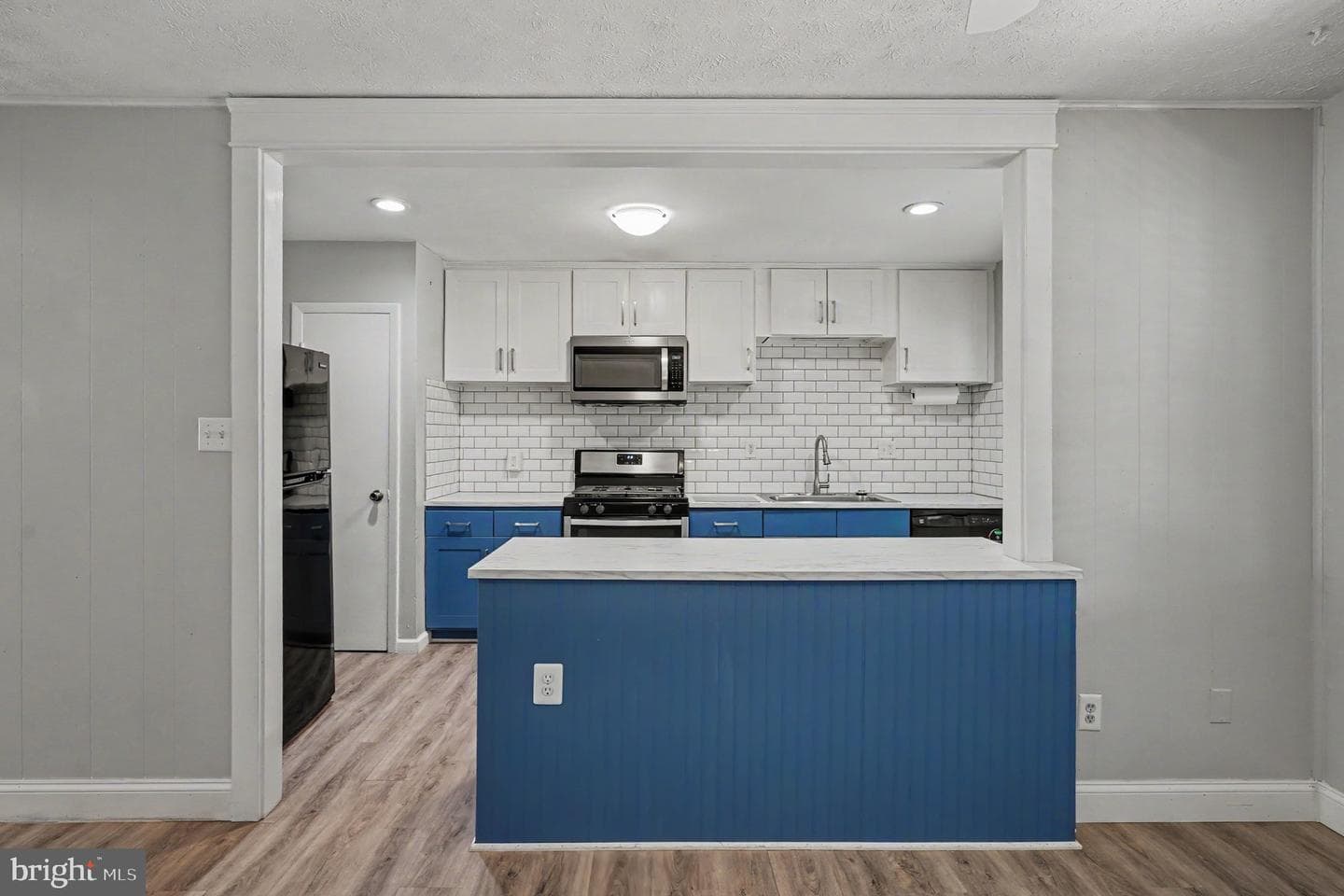 7729 Charlesmont Road photo 10