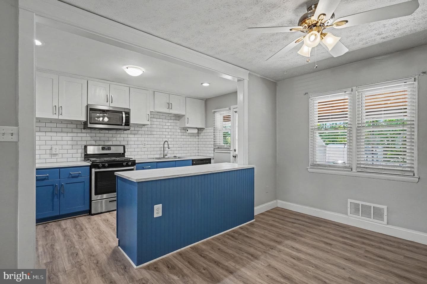 7729 Charlesmont Road photo 9