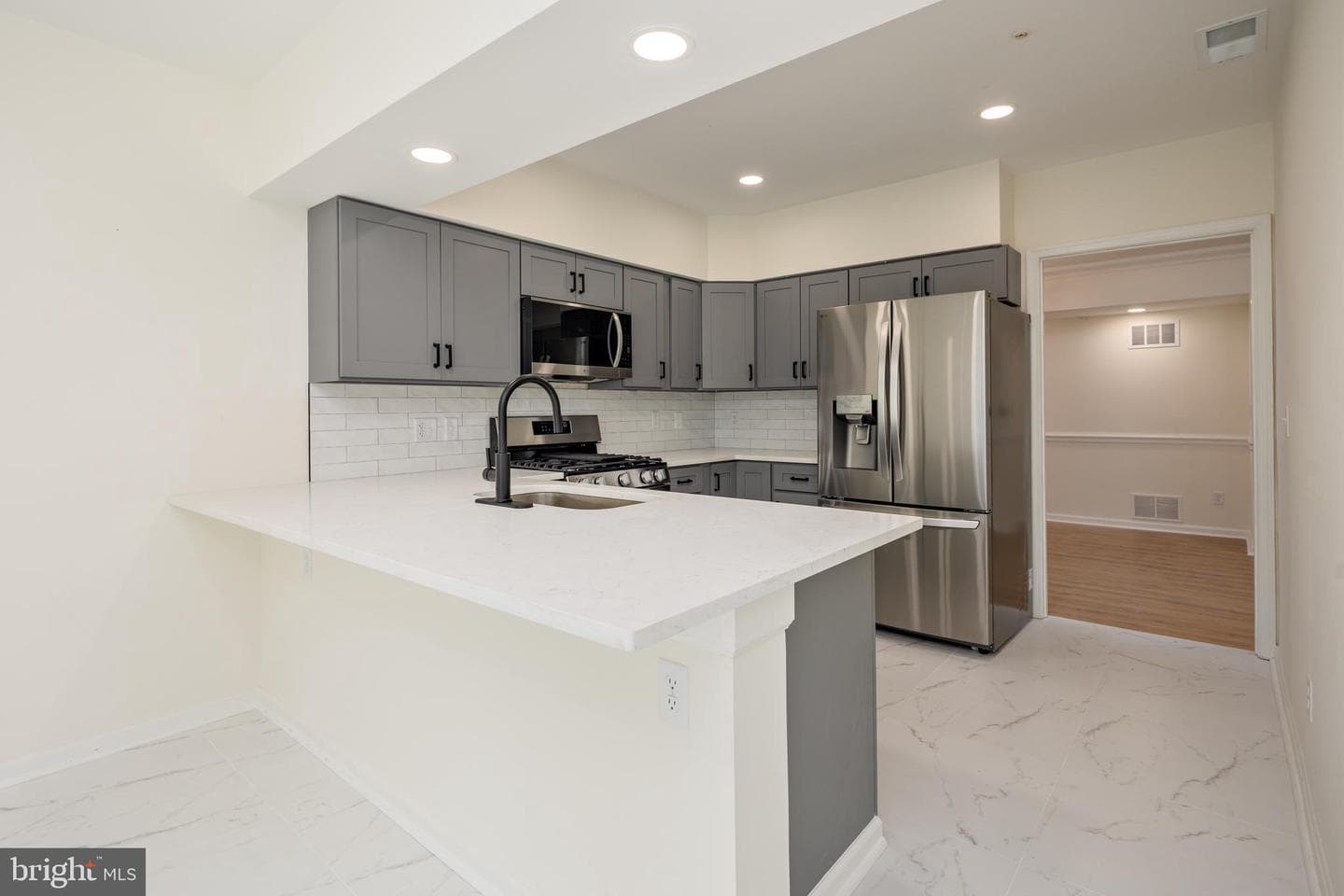 200 Belmont Forest Court #101 photo 10