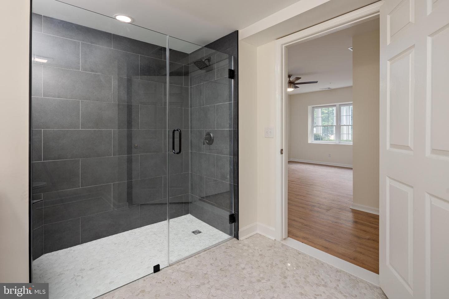200 Belmont Forest Court #101 photo 23