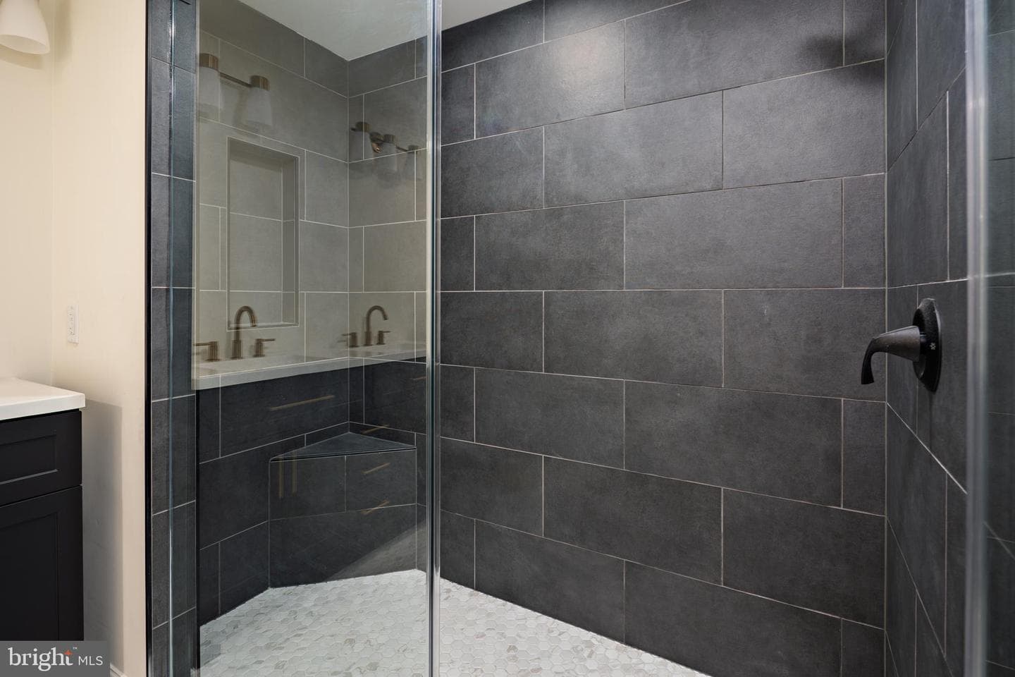 200 Belmont Forest Court #101 photo 24