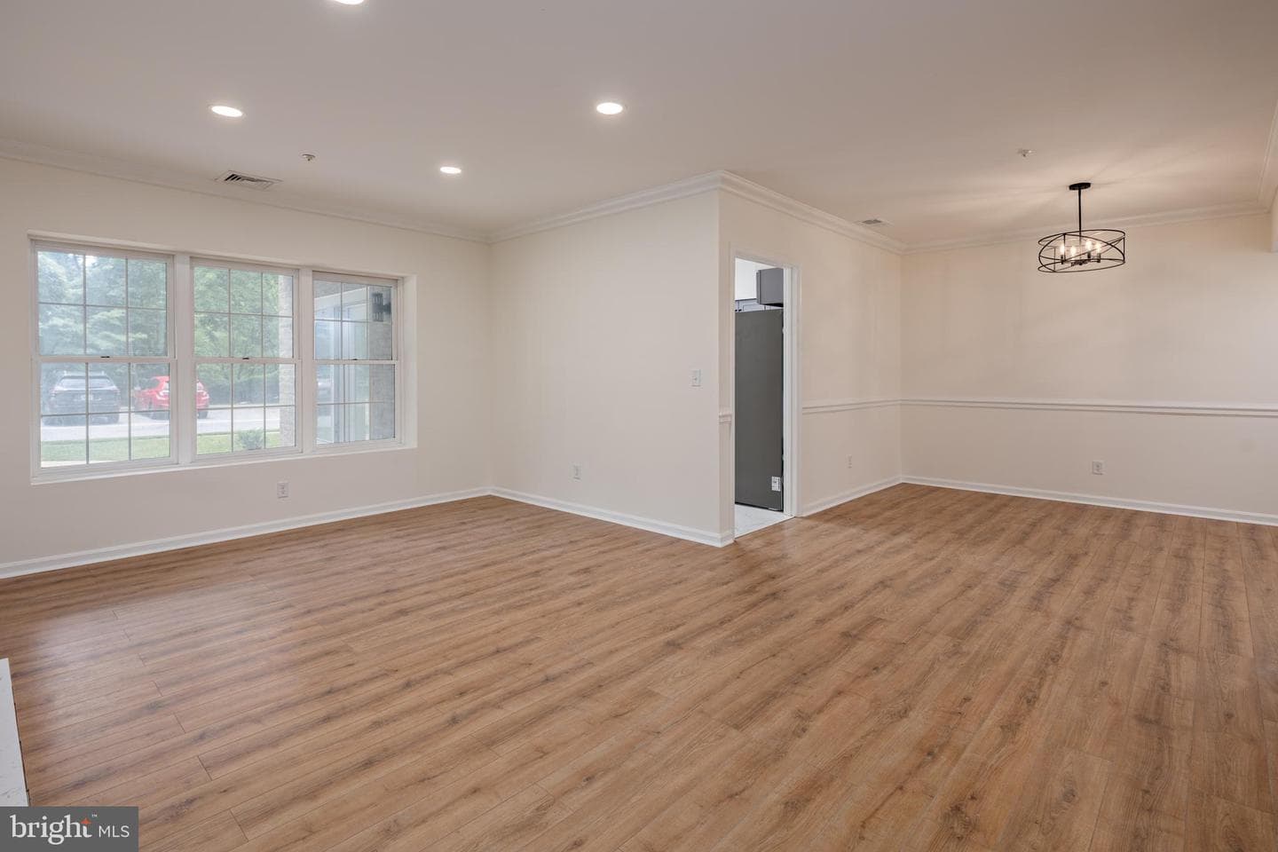 200 Belmont Forest Court #101 photo 3