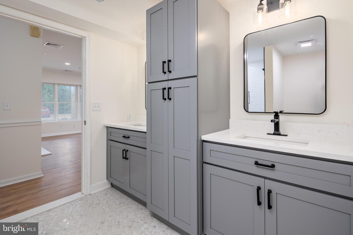 200 Belmont Forest Court #101 photo 30