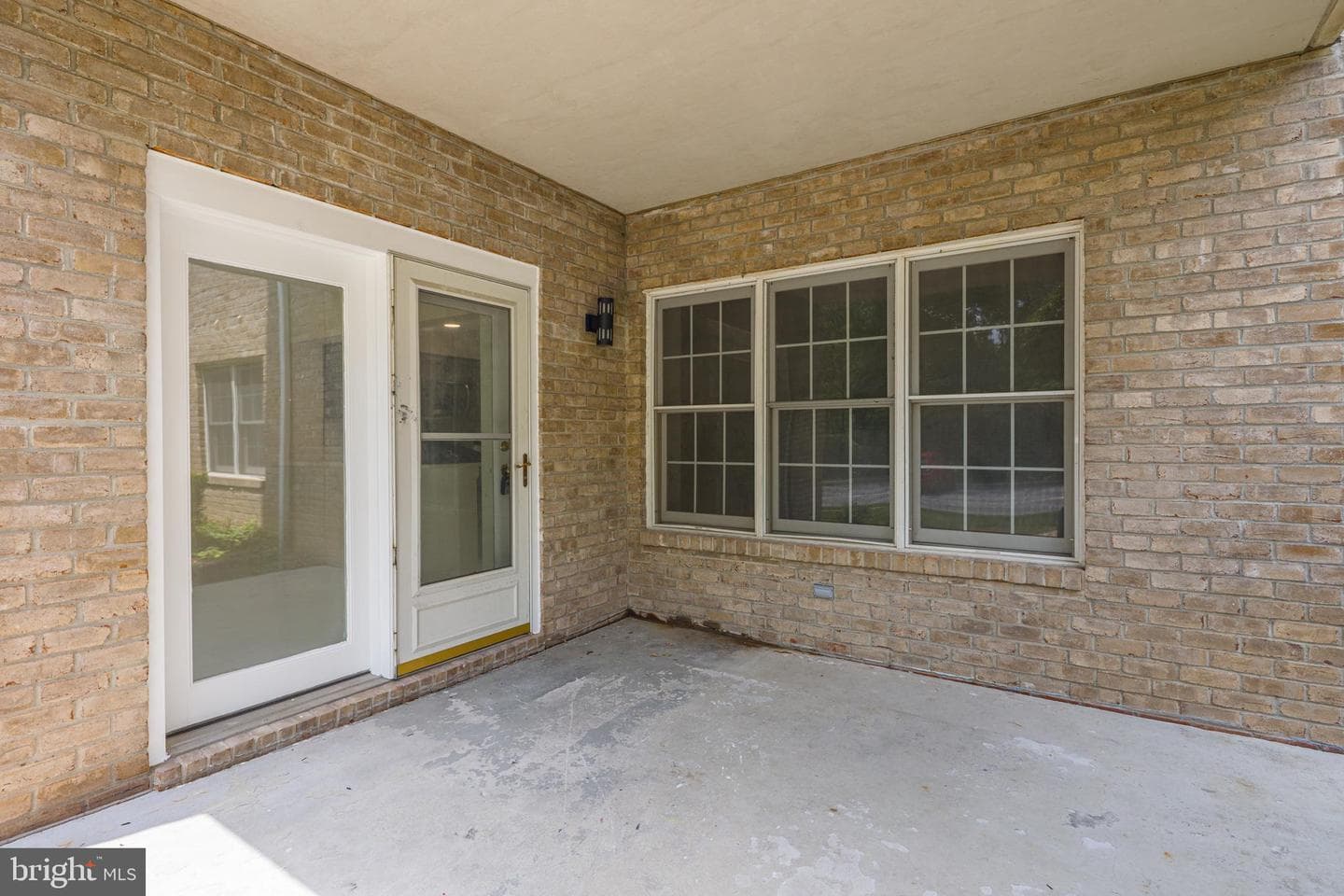 200 Belmont Forest Court #101 photo 32