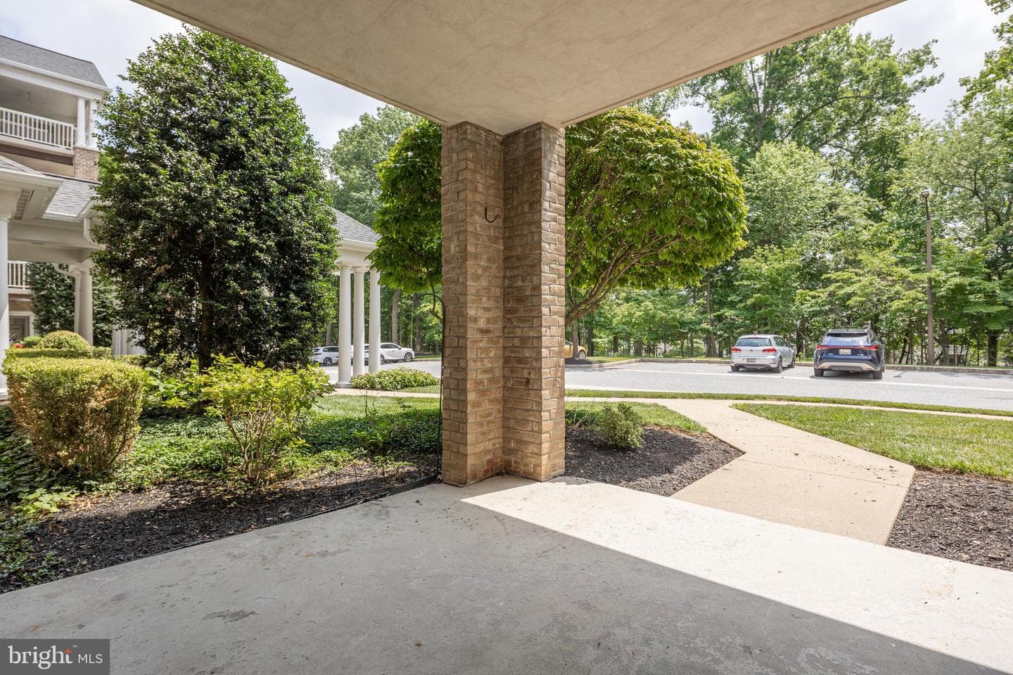 200 Belmont Forest Court #101 photo 34
