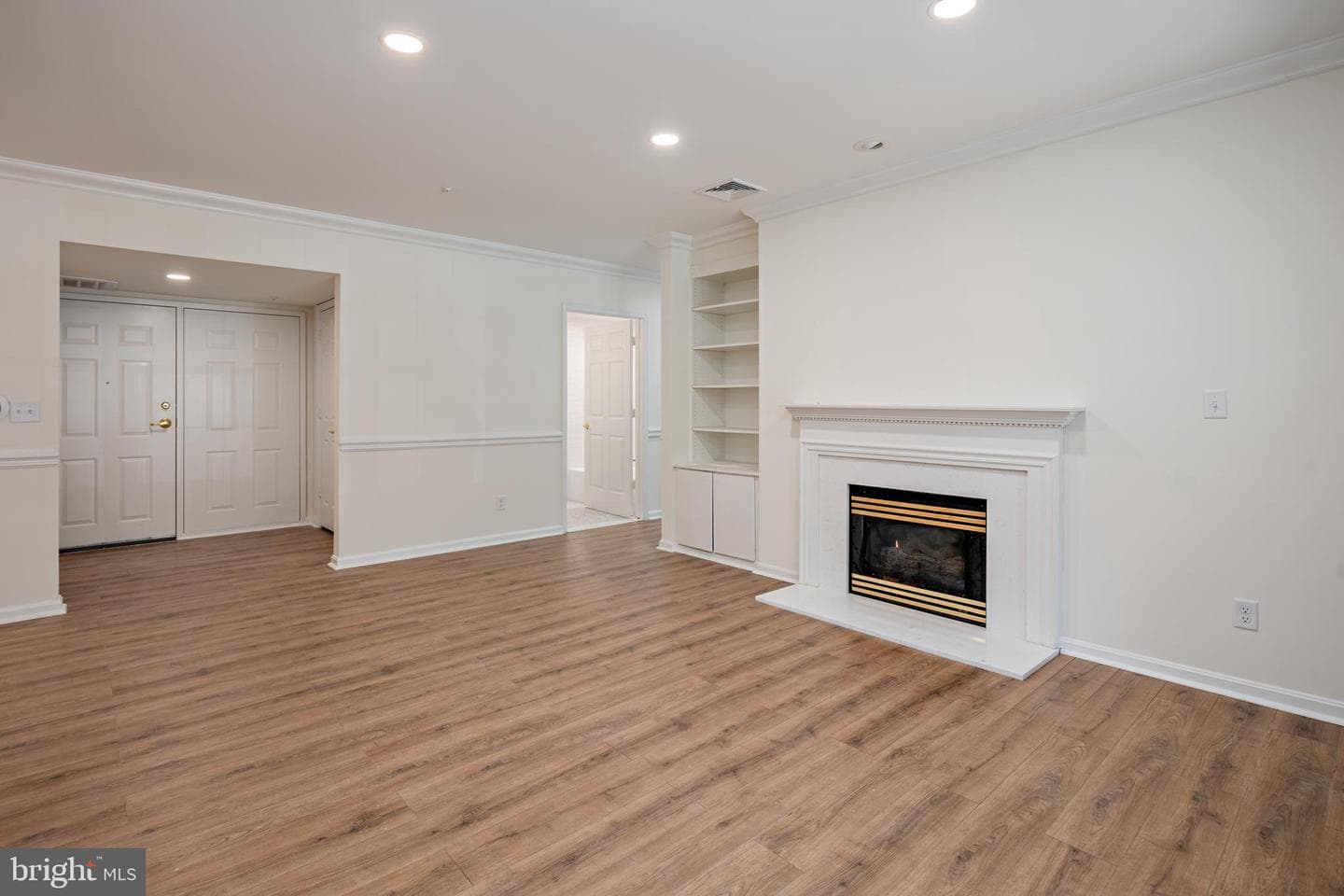 200 Belmont Forest Court #101 photo 5