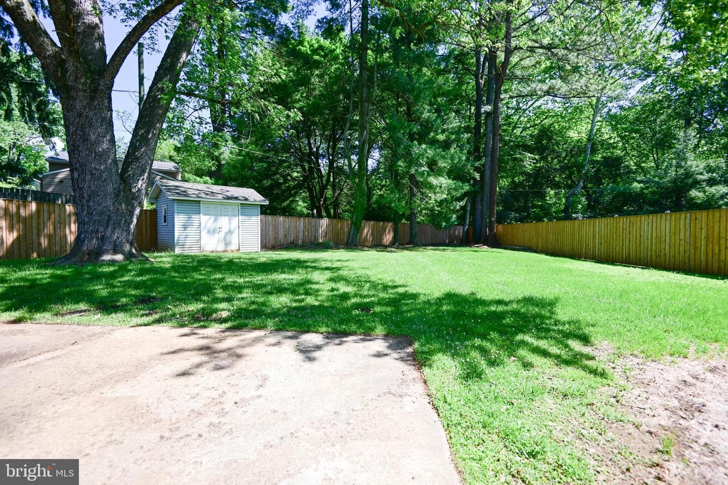 916 Beaverbank Circle photo 37