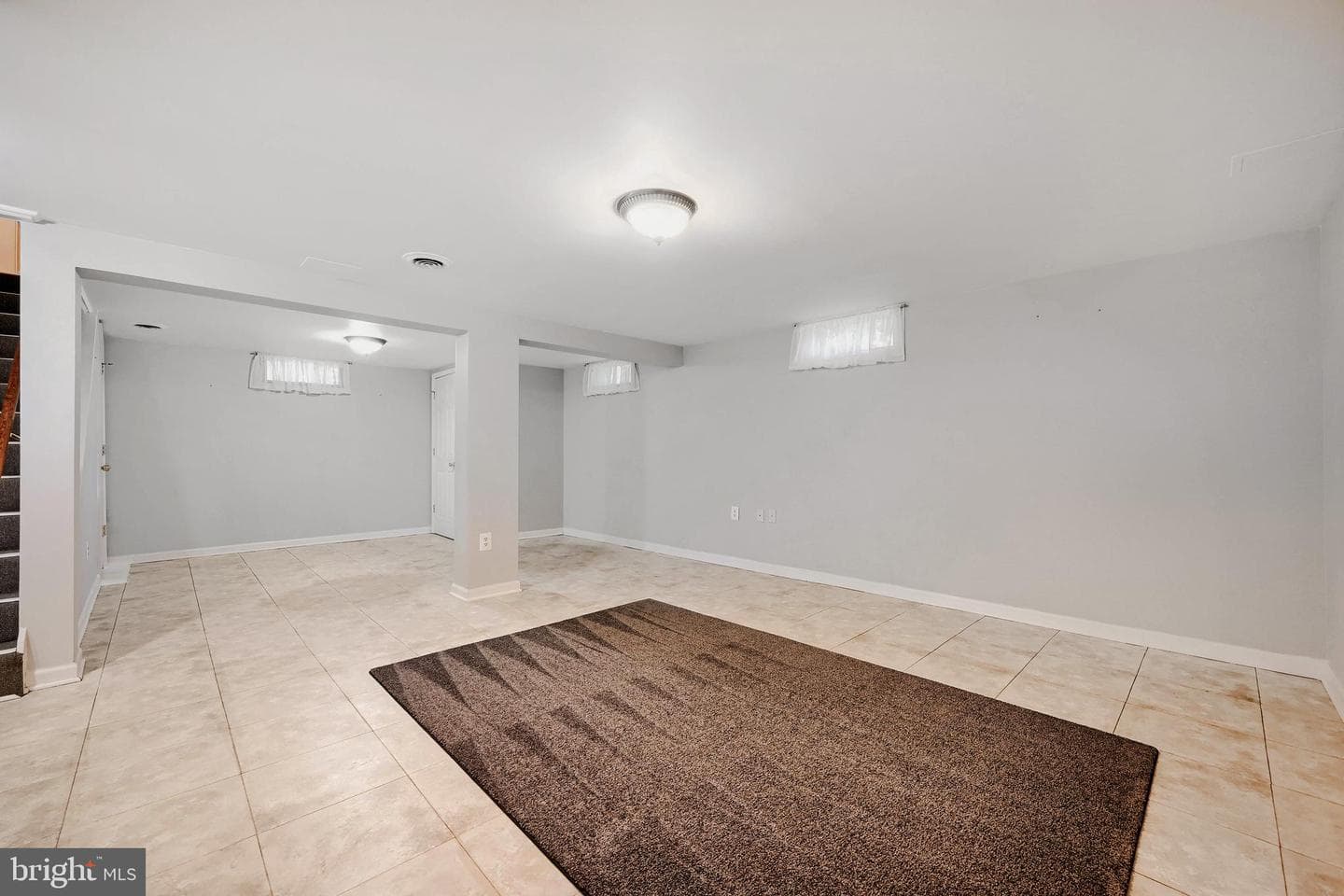 6926 Birdwood Avenue photo 16