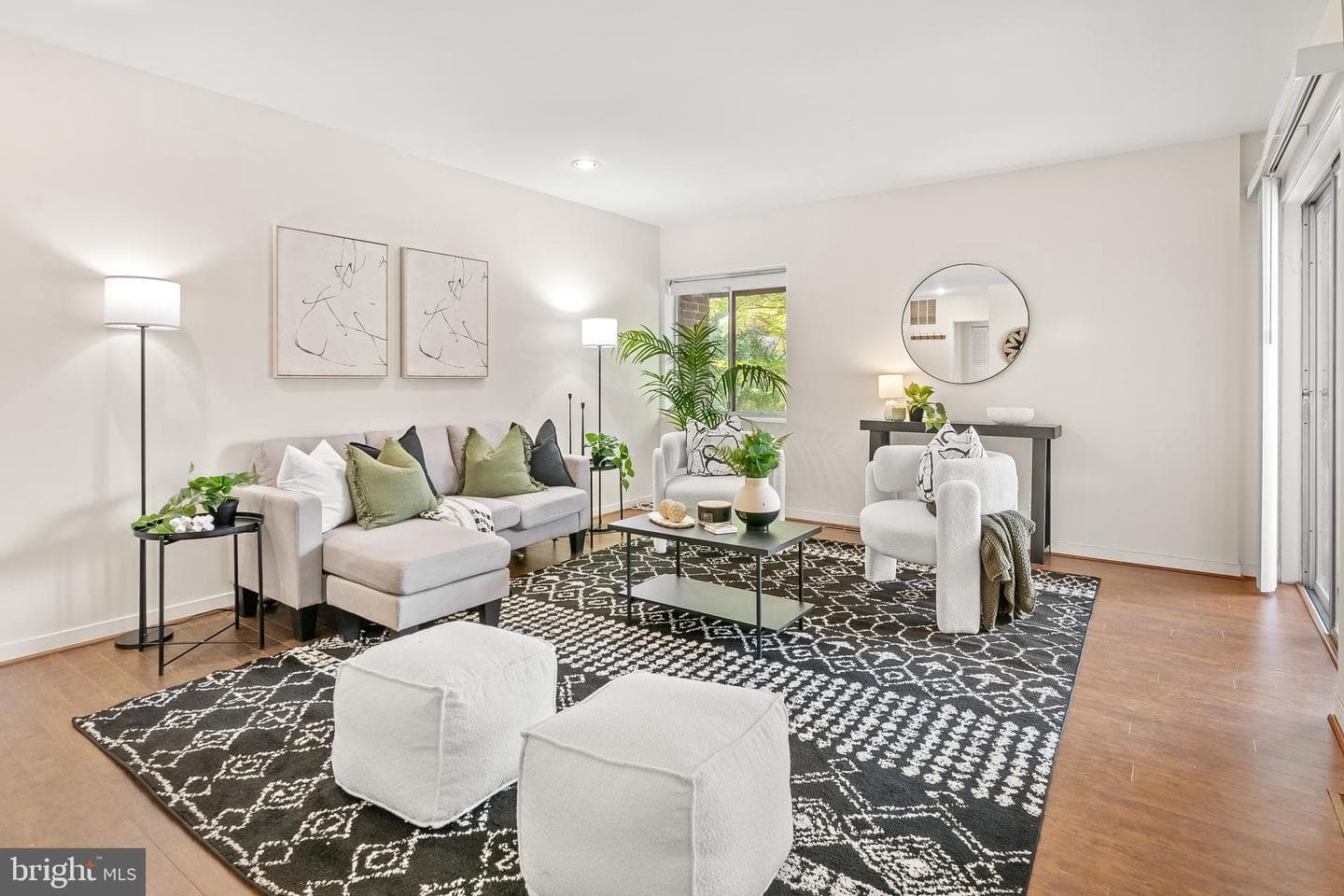 25 Stonehenge Circle #25-5, Pikesville