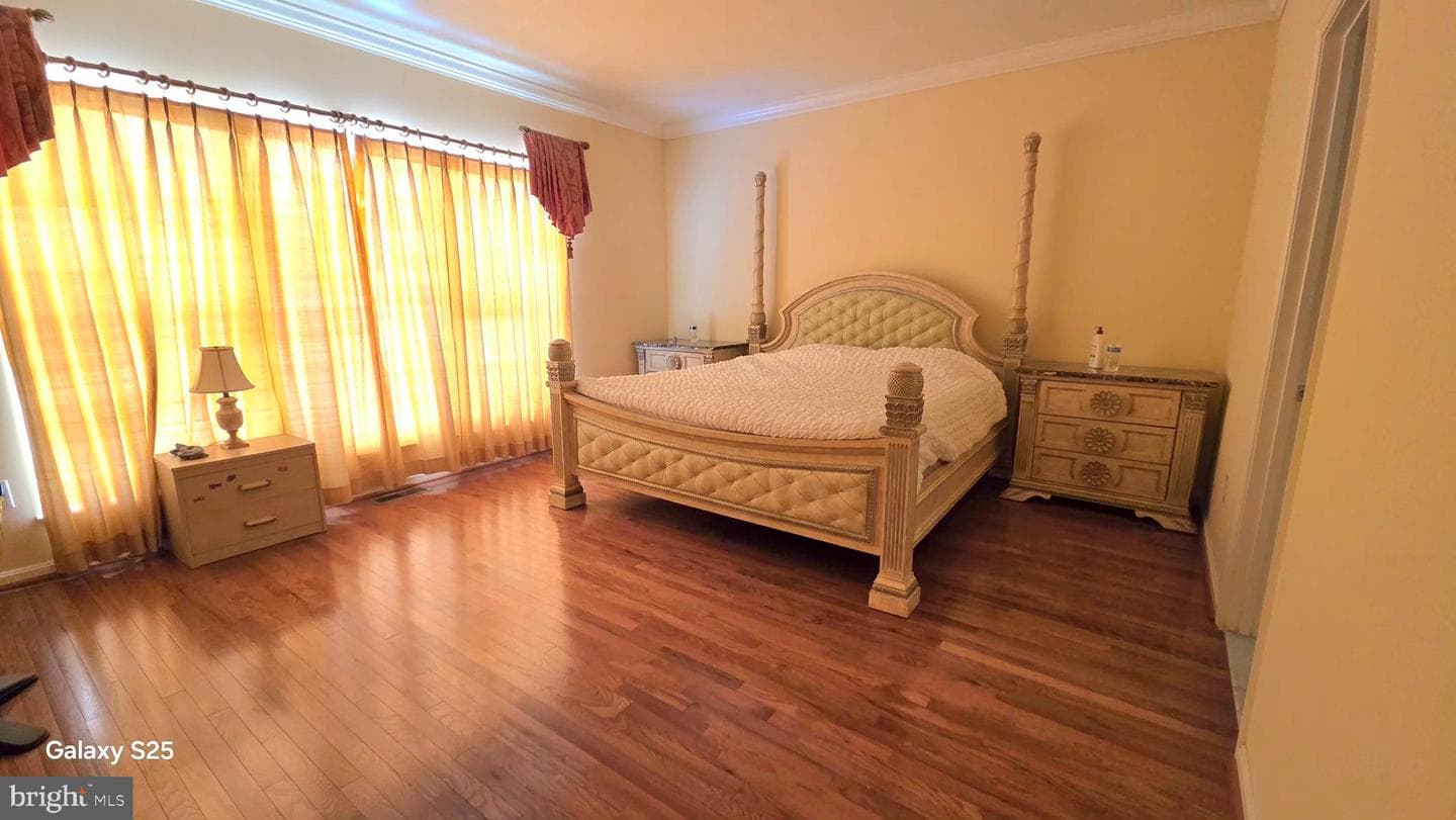 855 Queens Park Drive photo 11