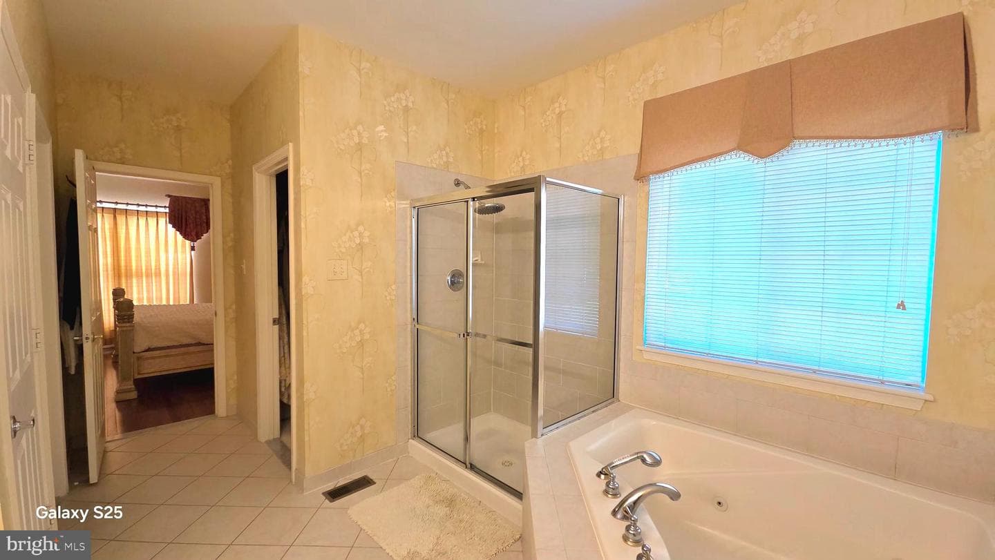 855 Queens Park Drive photo 12
