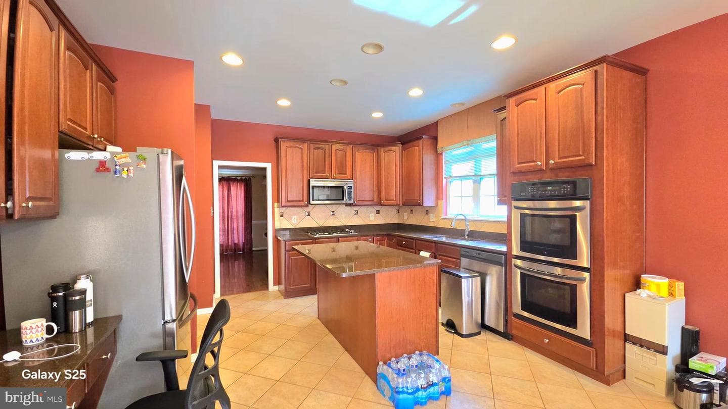 855 Queens Park Drive photo 26