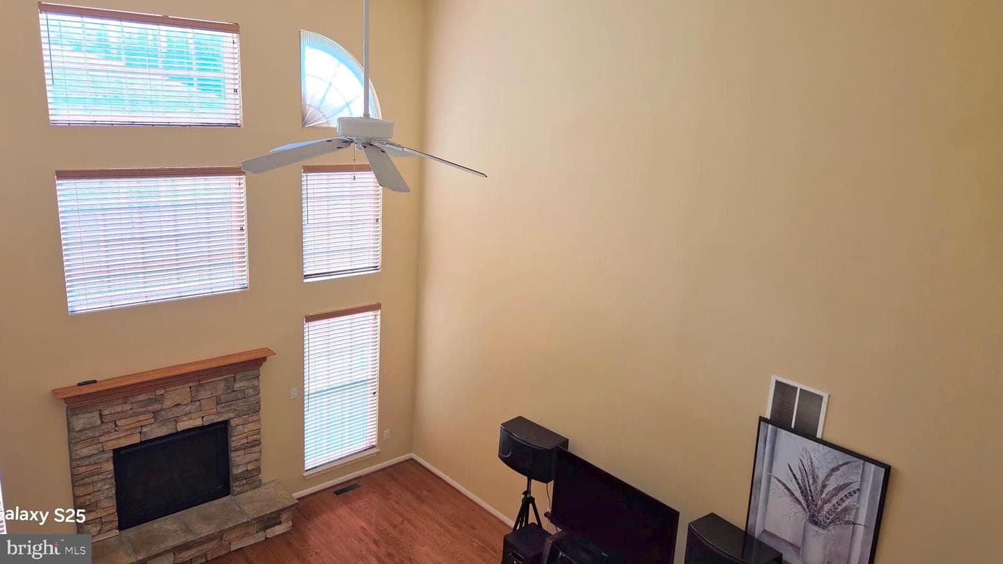 855 Queens Park Drive photo 27