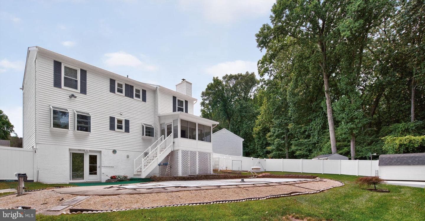 4225 Hanwell Road photo 24