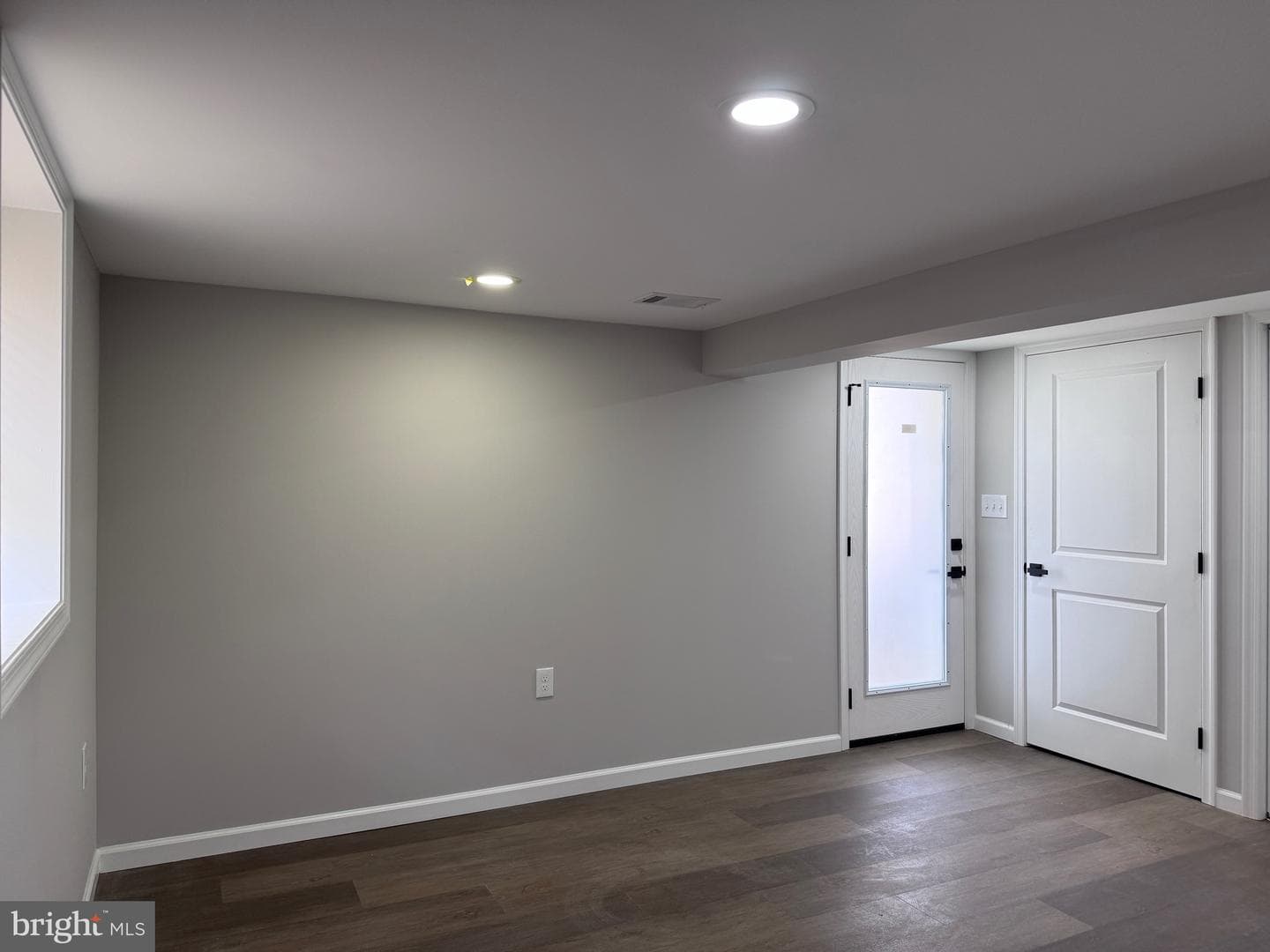 5612 Saint Marys Street photo 24
