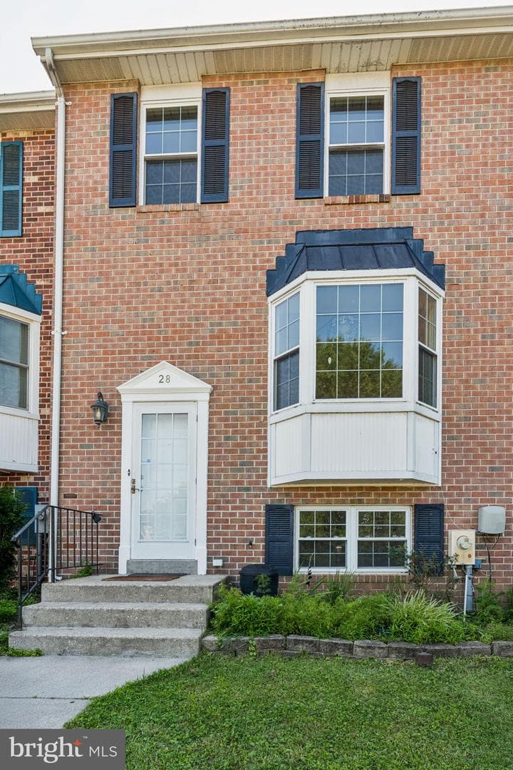 28 Perryoak Place, Baltimore