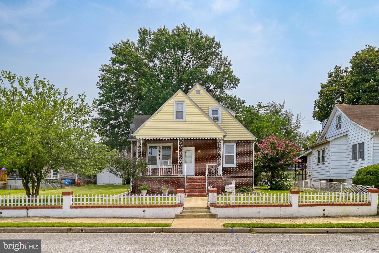 6811 5th Avenue photo 3