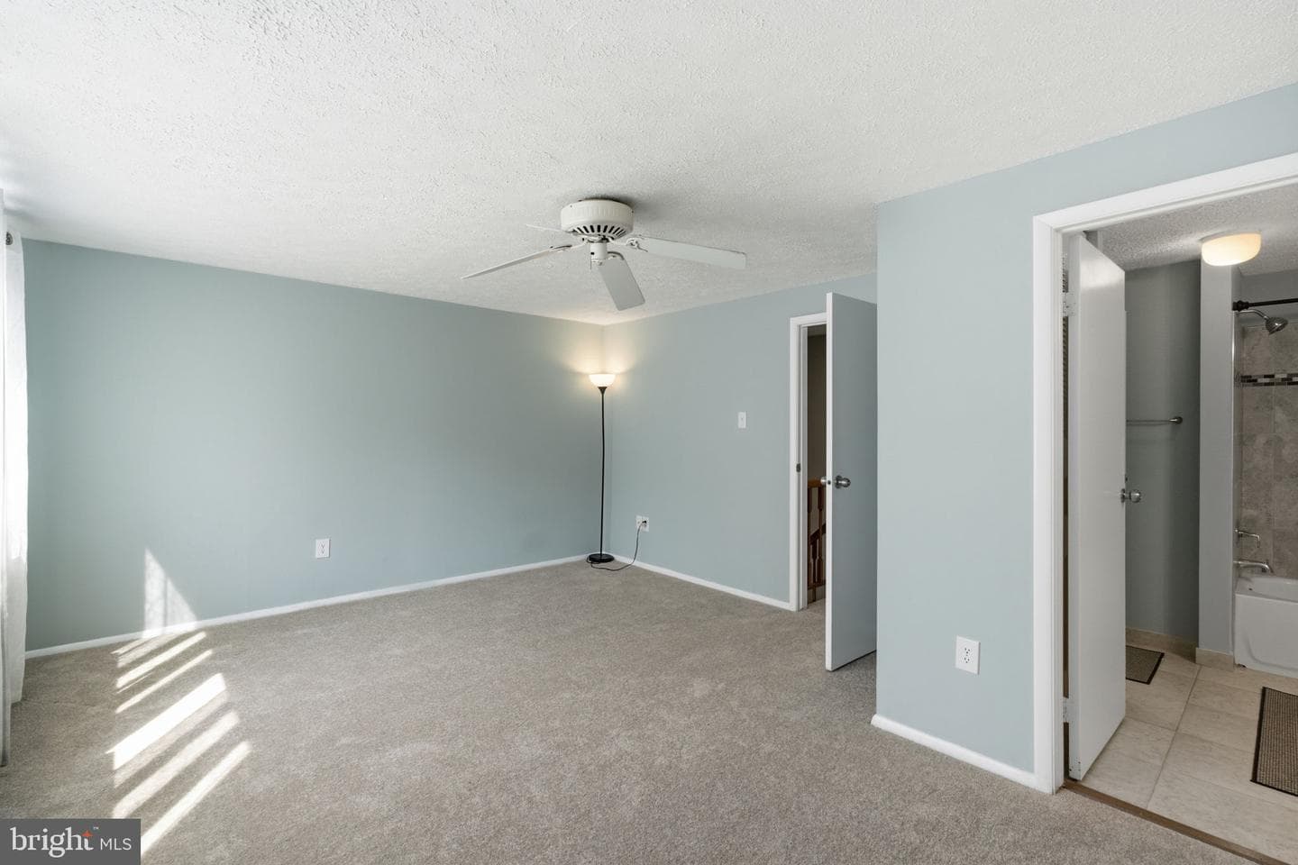 26 Spectator Lane photo 13