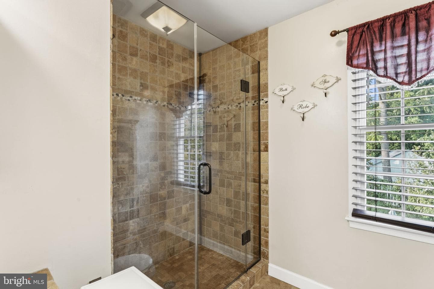 509 Central Ave Court photo 29