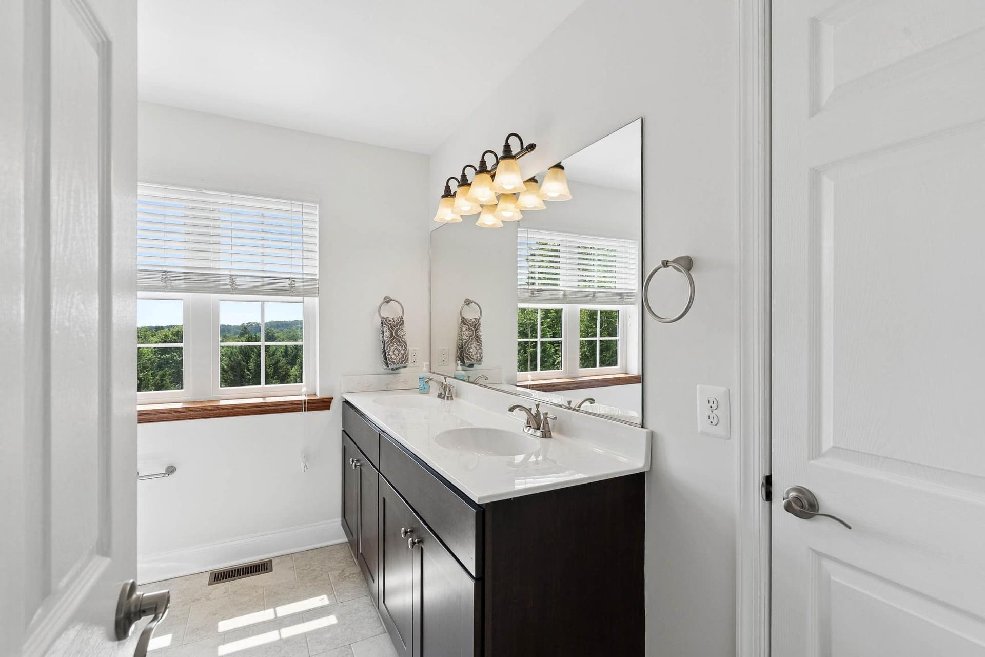 4521 Beckleysville Road photo 9