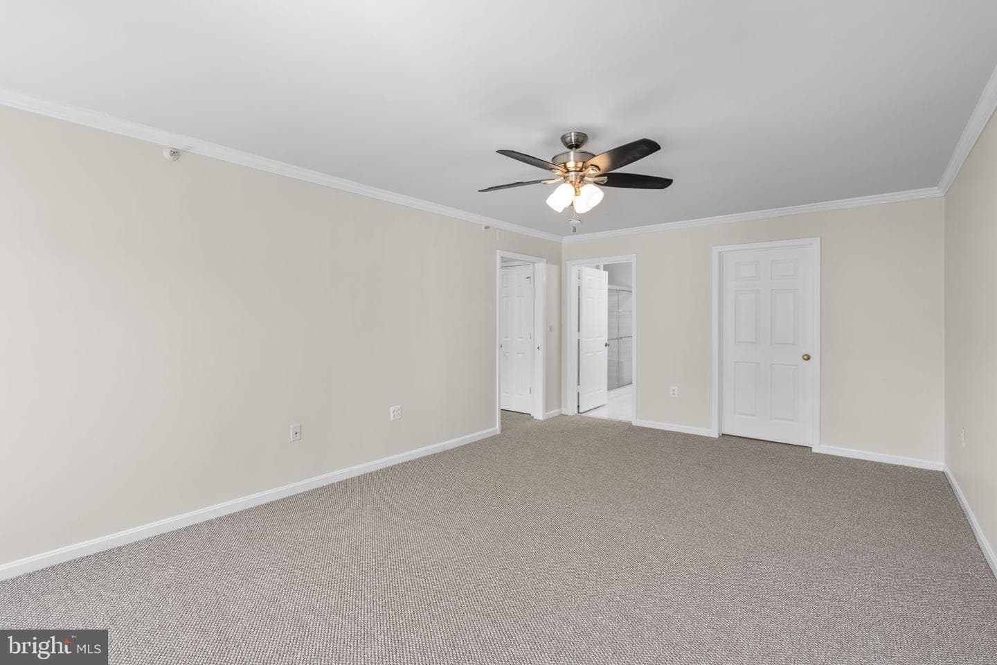 4550 Chaucer Way #406 photo 22