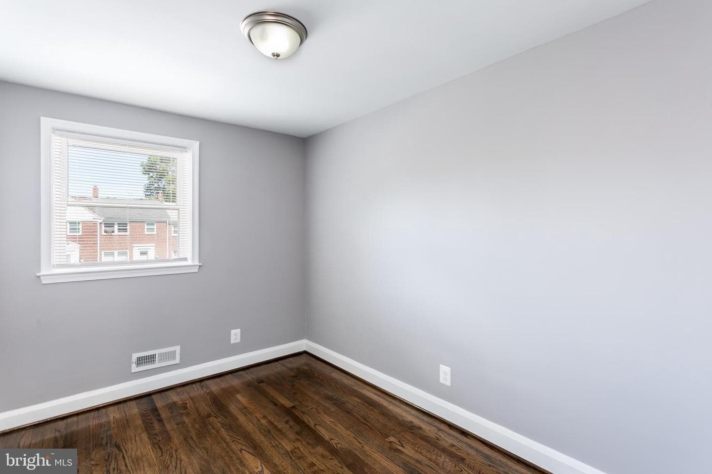 1515 Barrett Road photo 17