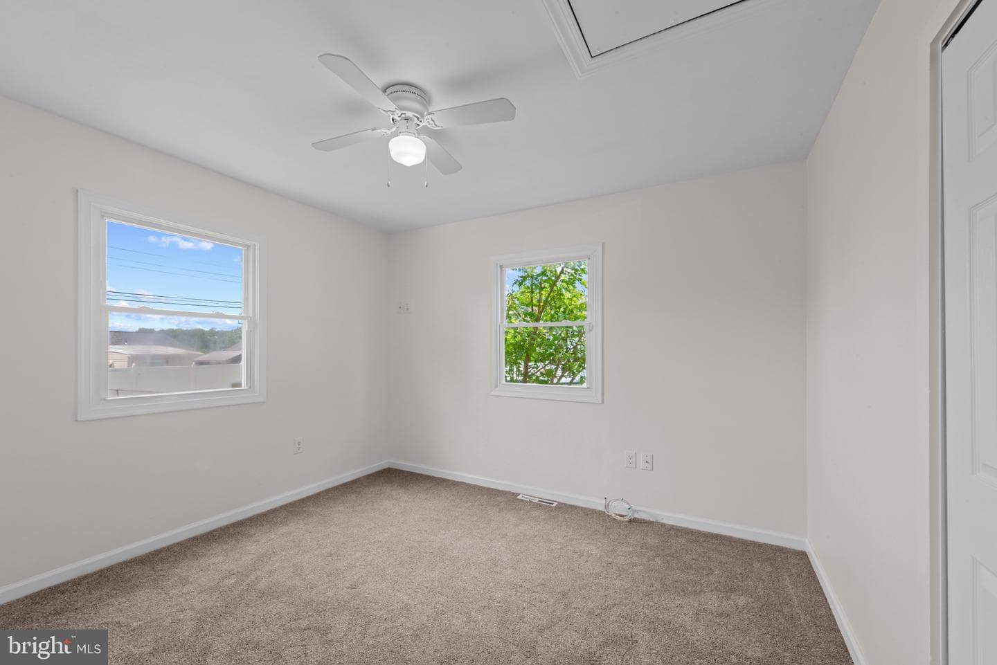 24 Yawmeter Drive photo 14