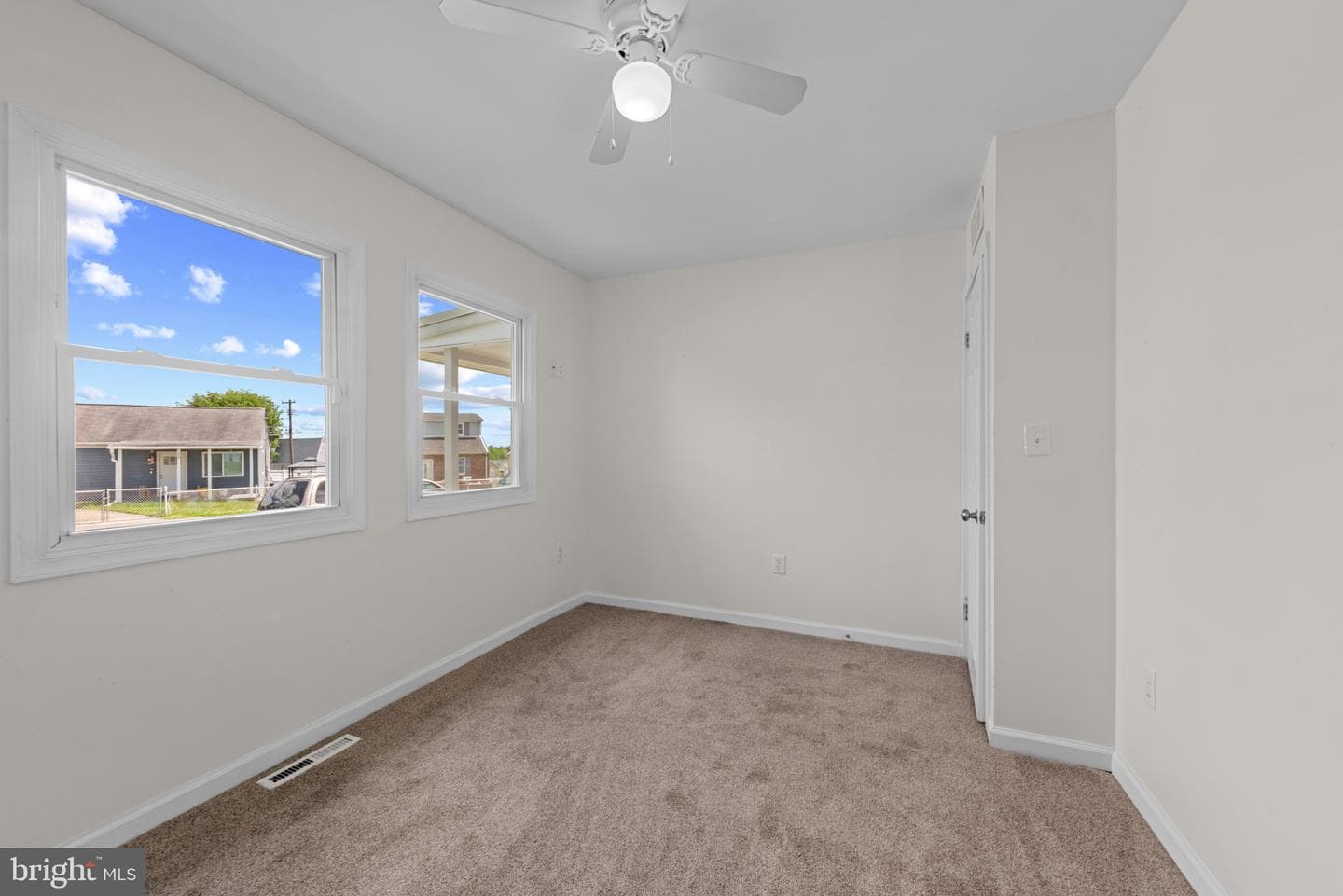 24 Yawmeter Drive photo 22
