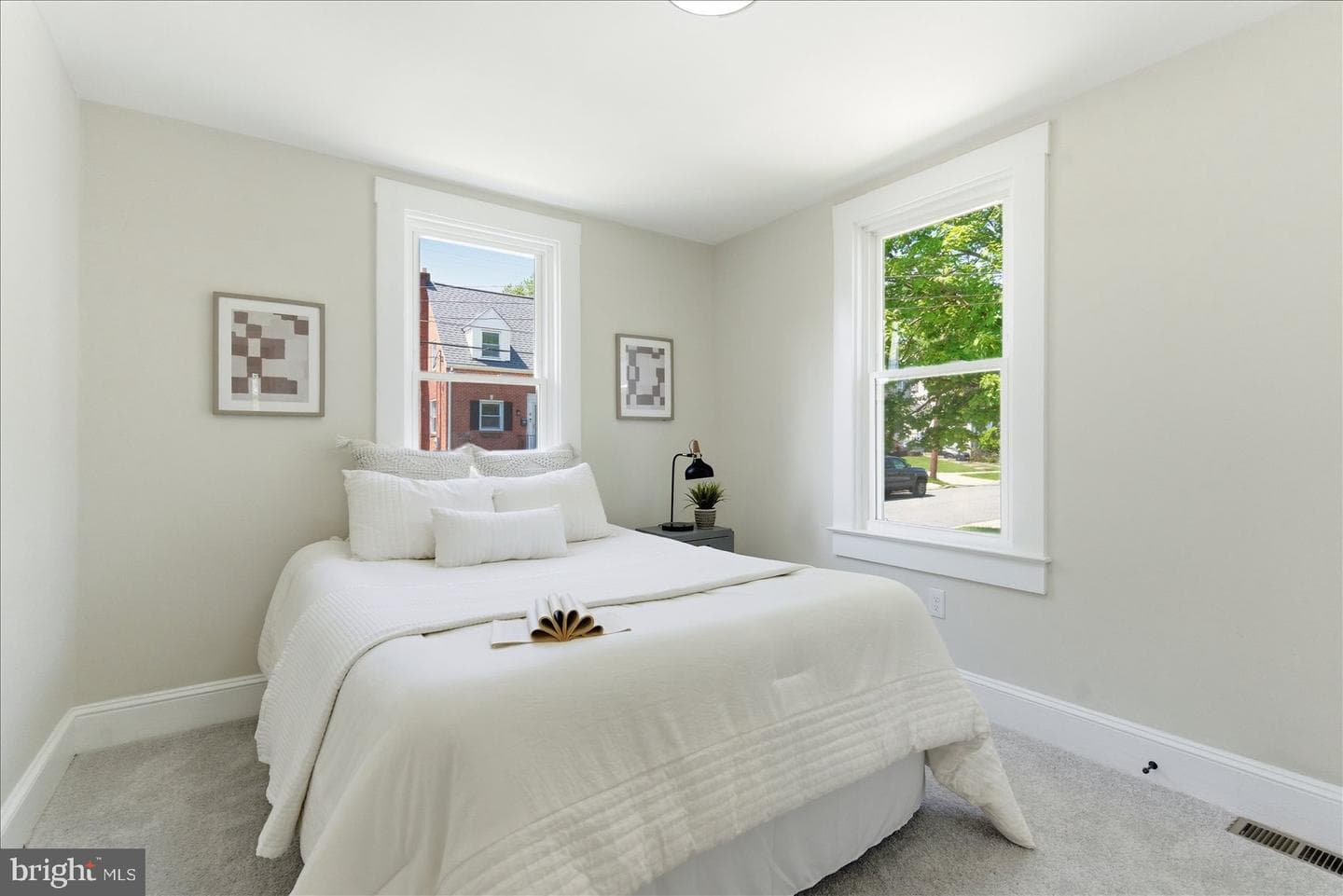 1 Glenwood Avenue photo 19