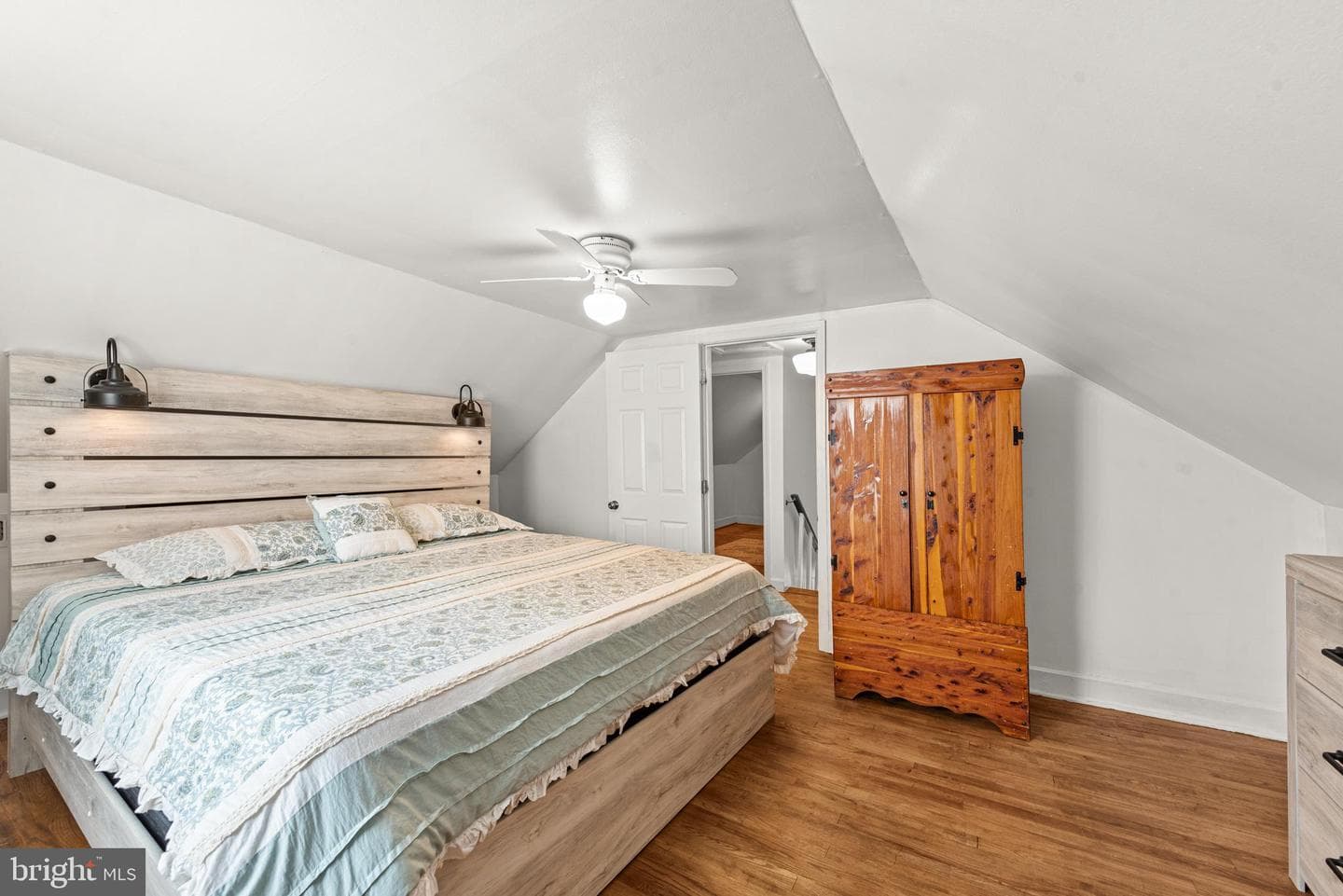 8011 Shore Road photo 25