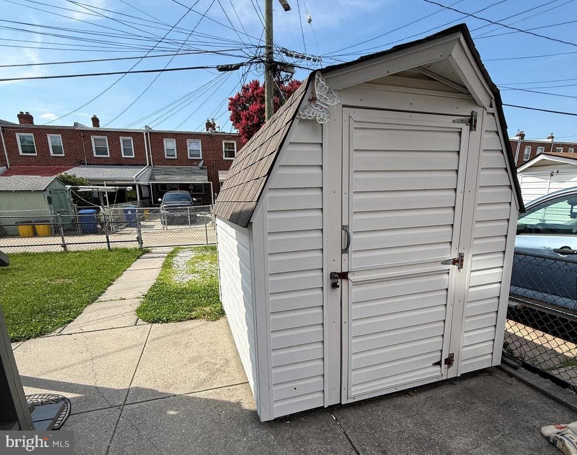 6810 Duluth photo 32
