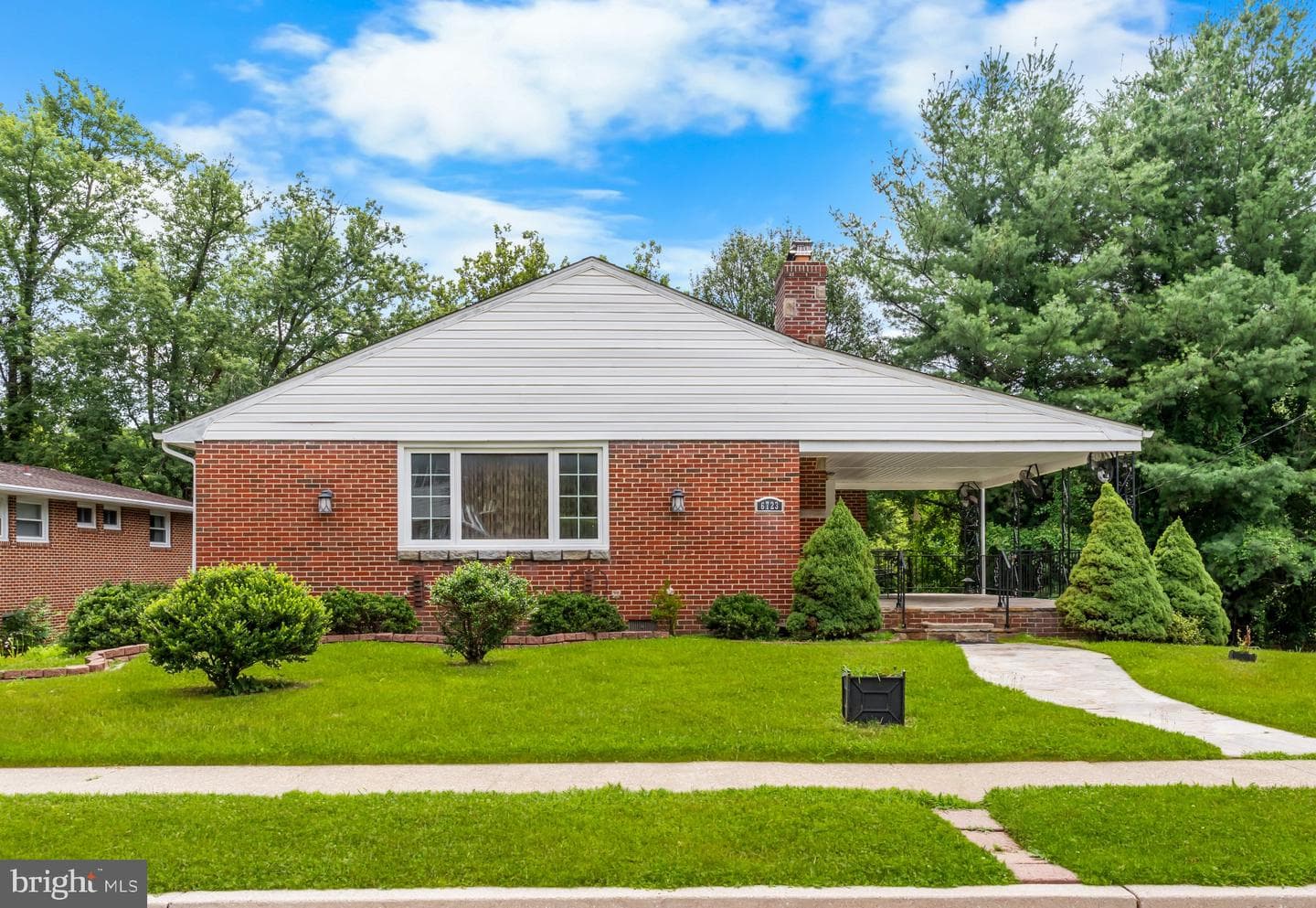 6723 Collinsdale Road, Baltimore
