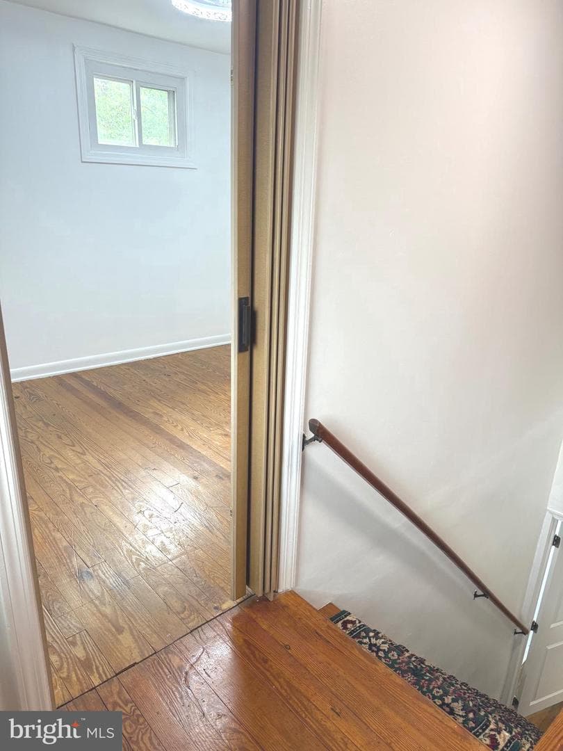 7915 Rolling View Avenue photo 46